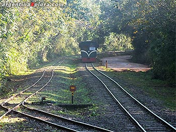 Trencito que une las estaciones del Parque Nacional Iguazú