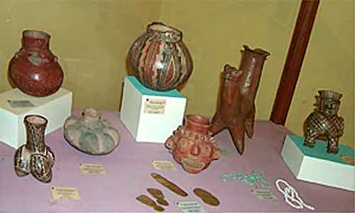 Museo Condorhuasi piezas de arcilla cocida