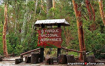 Cartel acceso Parque Arrayanes