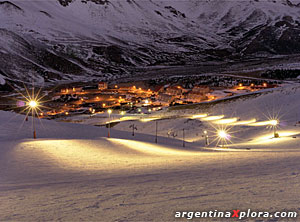 Ski nocturno. Pistas iluminadas en Las Leñas