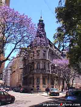 Administración de Parques Nacionales . Plaza San Martín. Retiro