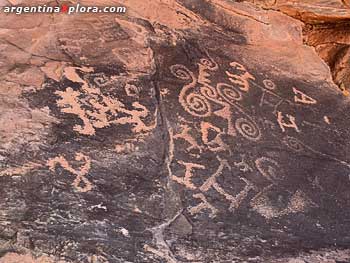 Petroglifos en Los Colorados cerca de La Quiaca