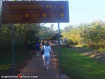 Llegando a la Estacion del Tren de la Selva